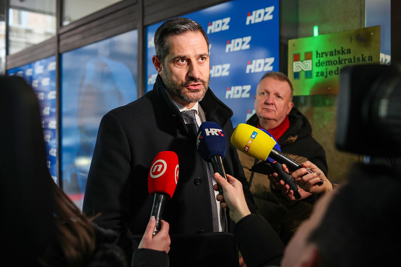 Zagreb: Dolazak članova HDZ-a na sjednicu Predsjedništva stranke