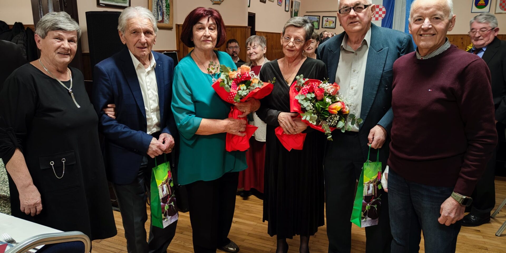 fbc85809-31b5-49fd-87ca-b9fbf66024d5