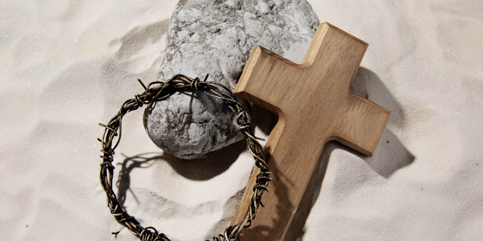 high-angle-wooden-cross-crown-thorns
