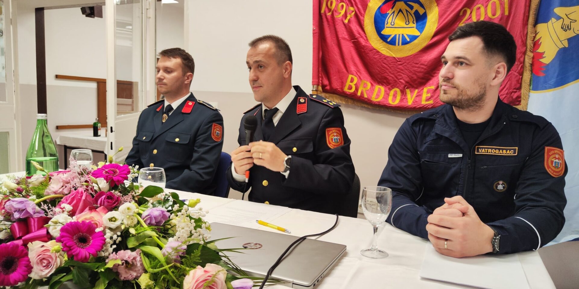 617798df-d7fb-4961-96fd-8376e8425792