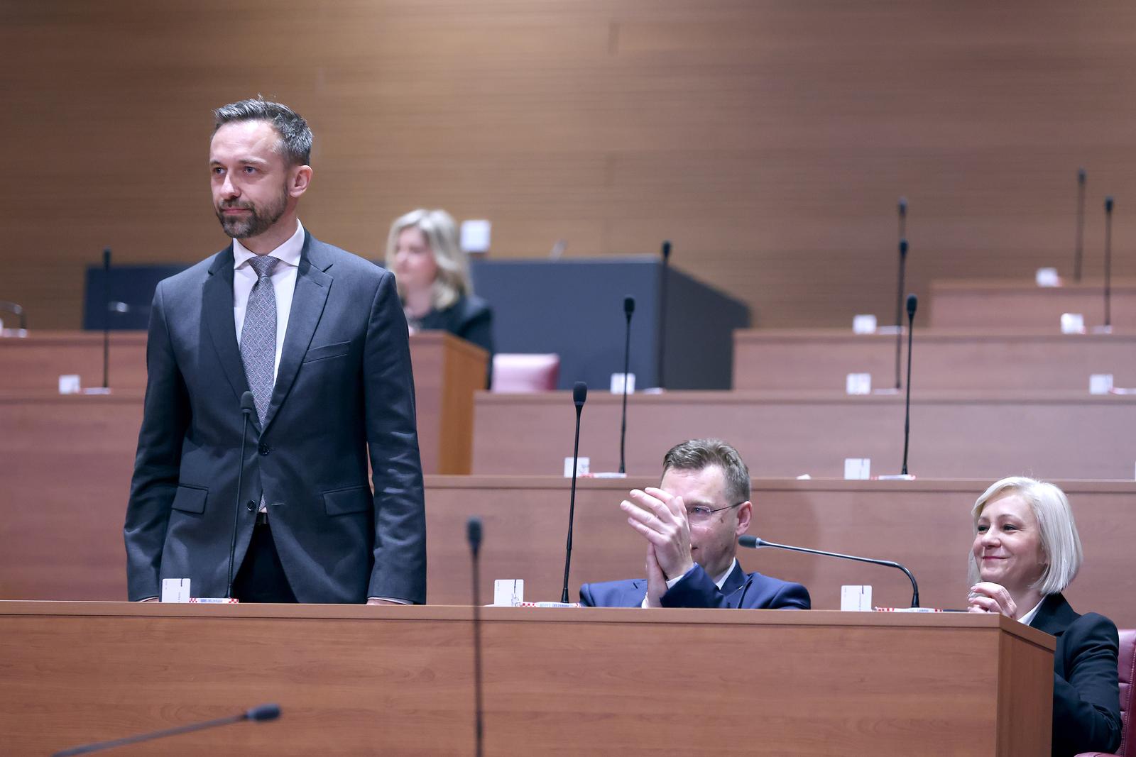 Zagreb: Marin Piletić ponovno u saborskim klupama
