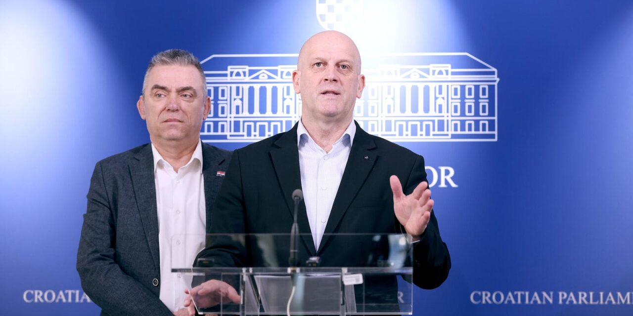 Zagreb: Ivica Kukavica i Stipo Mlinarić o negiranju komunističkih zločina