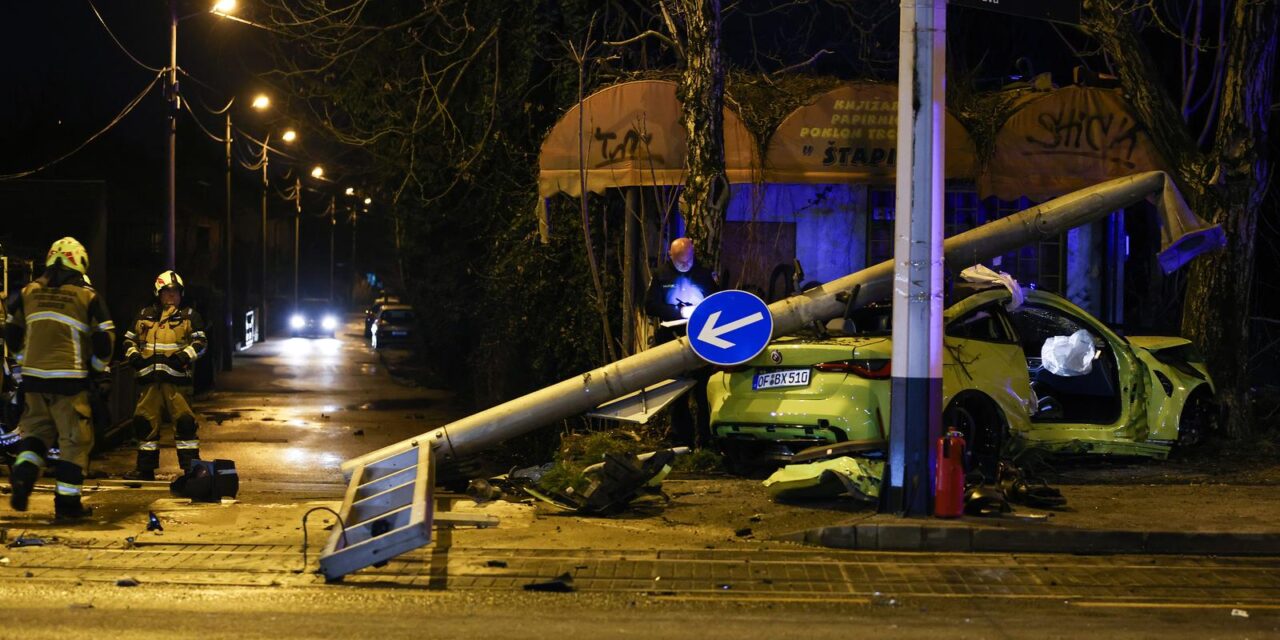 Zagreb: BMW-om u Dubravi srušio semafor