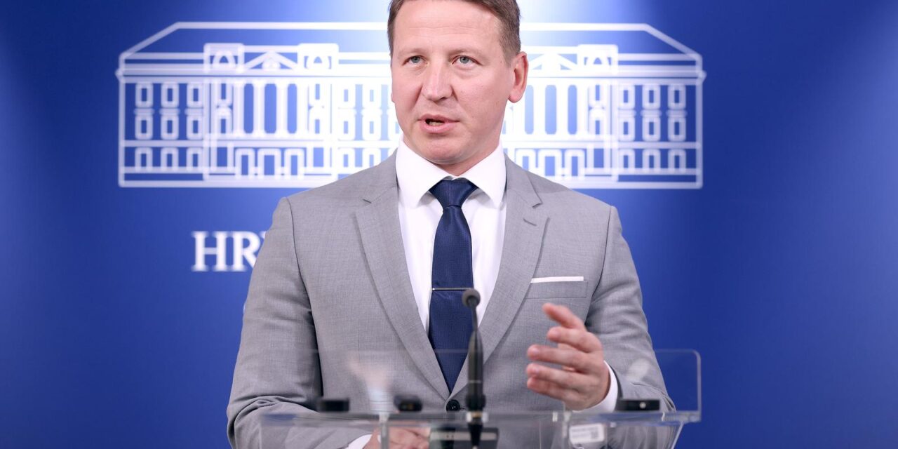 Zagreb: Dario Zurovec o današnjem glasovanju i ulasku u vladajuću većinu