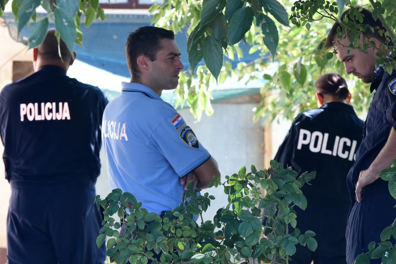 Ka�telir: Na zgari�tu pored kamene ku?e prona?eno tijelo, policijski o?evid u tijeku