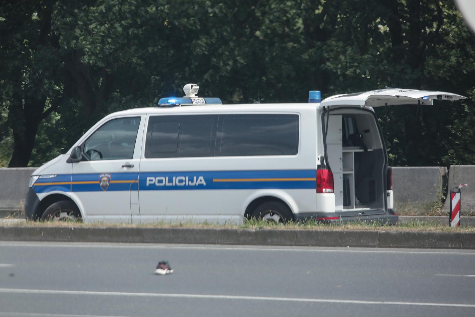 Zagreb: U prometnoj nesreći na Slavonskoj aveniji poginuo je motociklist