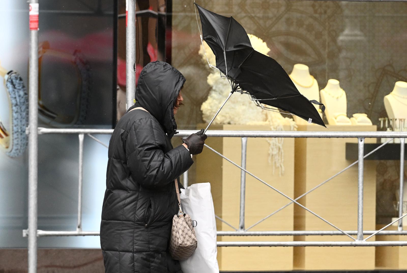 Zagreb: Vjetar, kiša i pad temperature u gradu