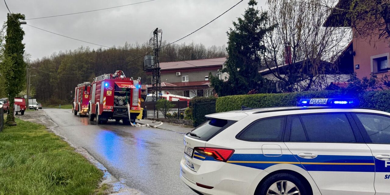 Donji Dragonožec: Zapalio se kafić Dva volana