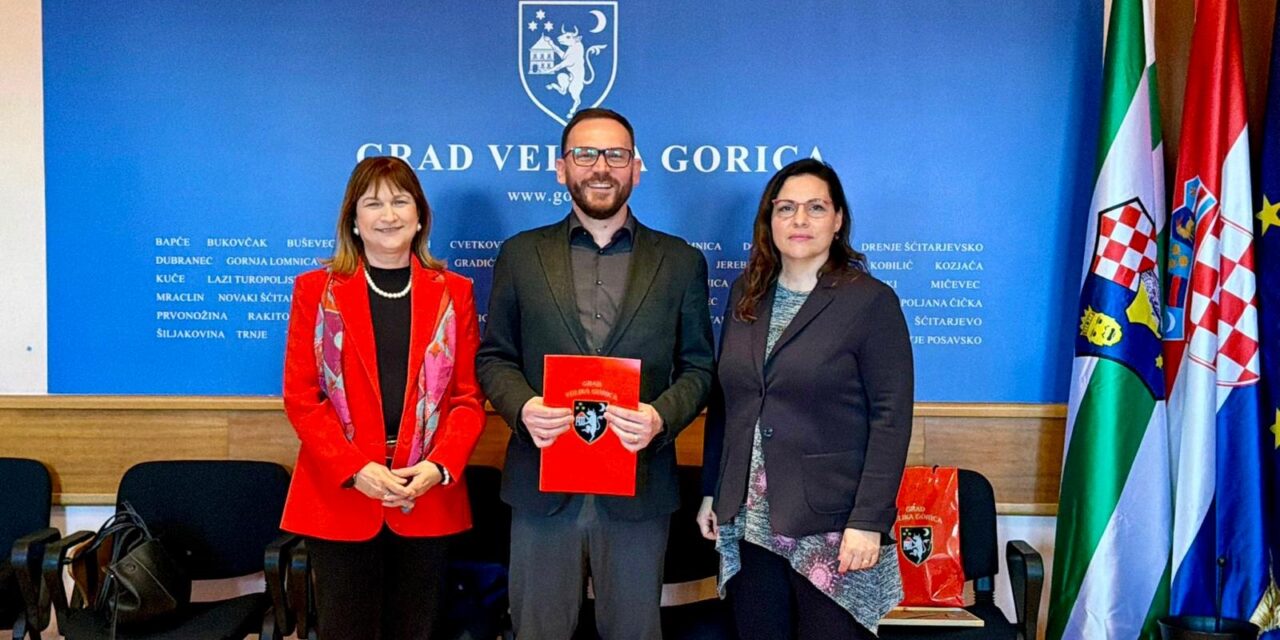 Potpisivanje-kolektivnih-ugovora-sa-sindikatima-3