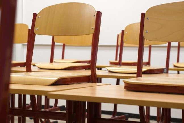 classroom-824120.jpg__648x432_q85_crop_subsampling-2_upscale