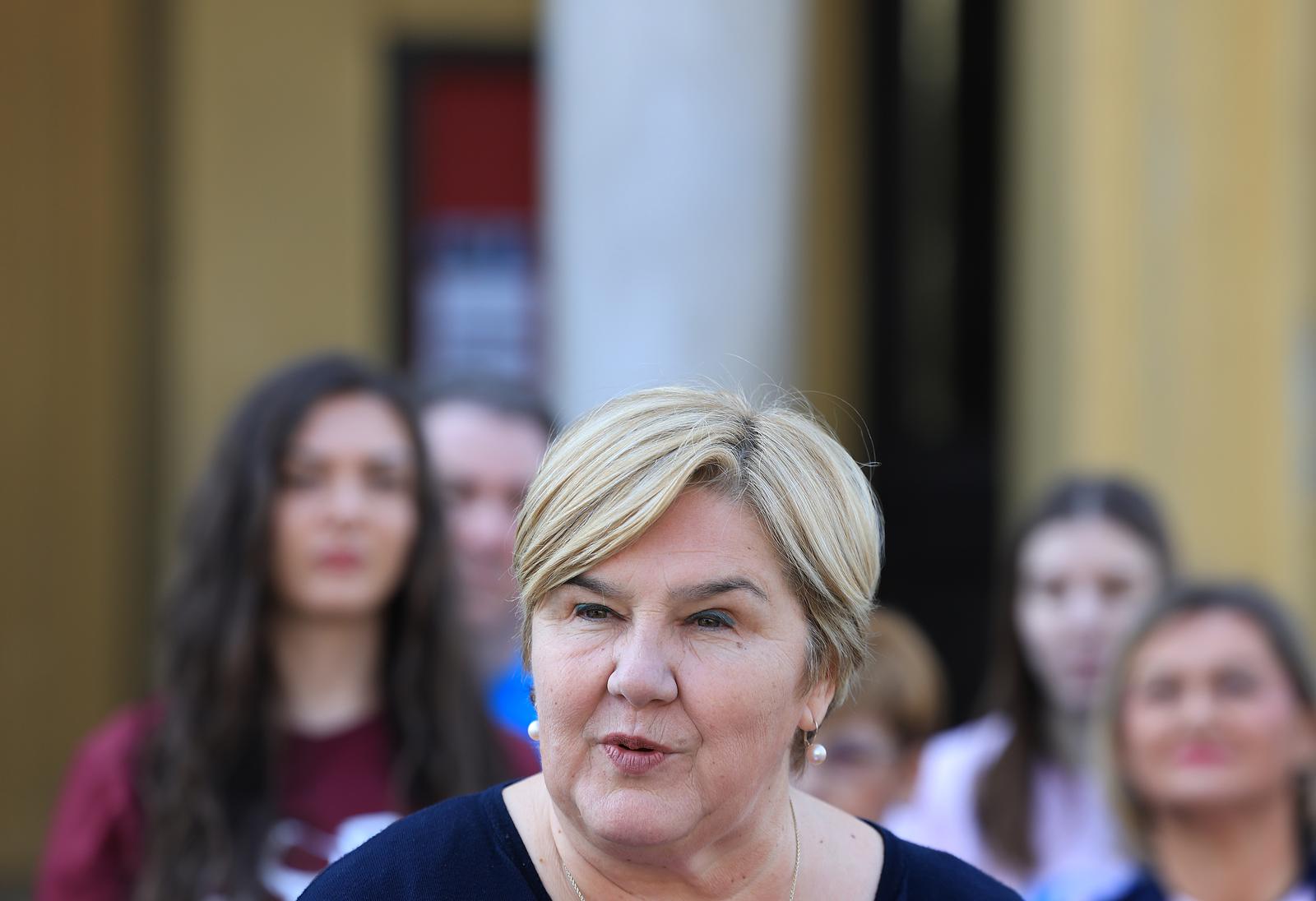 Zagreb: Hod za život, obitelj i Hrvatsku održao je konferenciju za medije na kojoj su čestitali Međunarodni dan žena