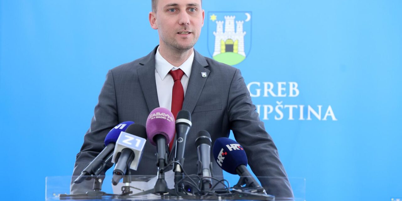 Zagreb: Tomislav Tomašević sa suradnicima održao redovnu konferenciju za medije