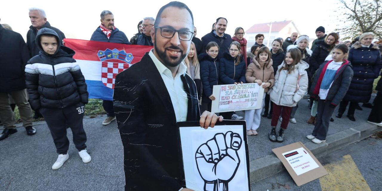 Zagreb: U organizaciji roditelja učenika osnovne škole Donji Dragonožec održan 3. bojkot nastave