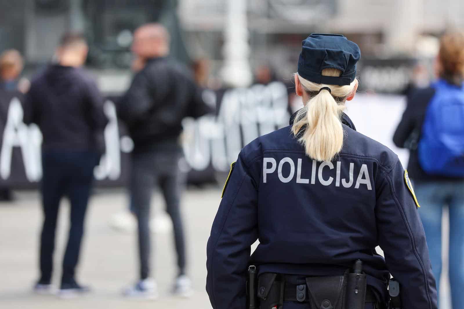 Zagreb: Polusatna antiratna akcija povodom obljetnice zločina u Ahmićima