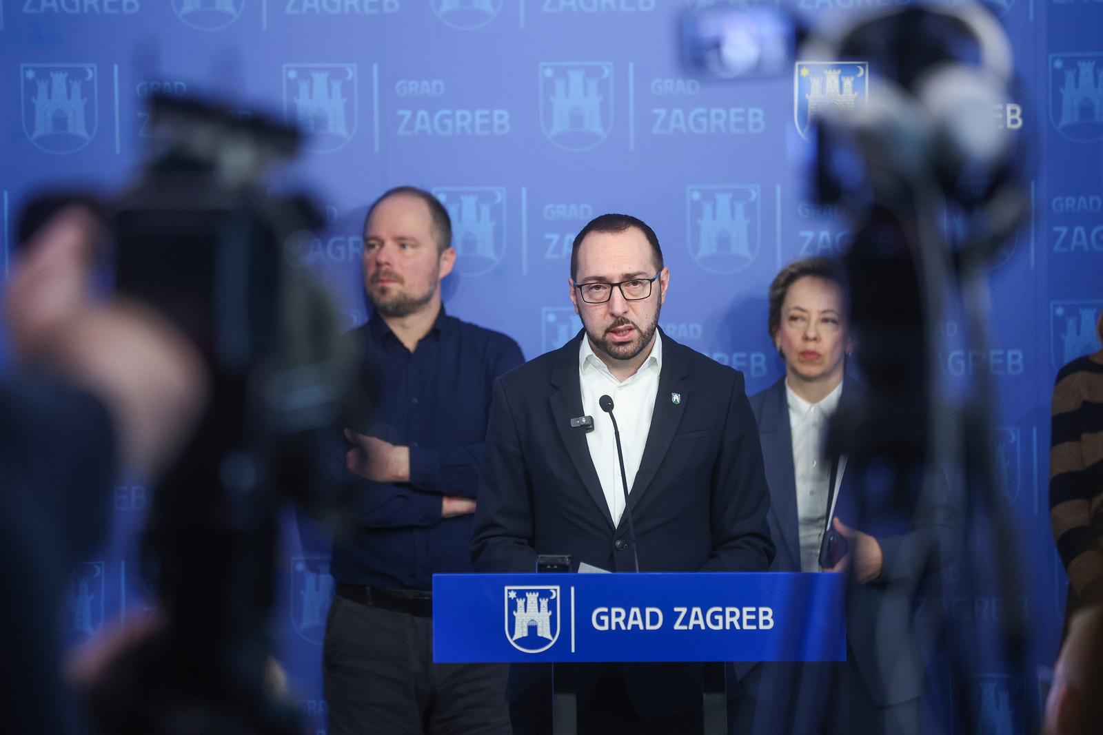 Zagreb: Gradona?elnik na redovitoj konferenciji za novinare