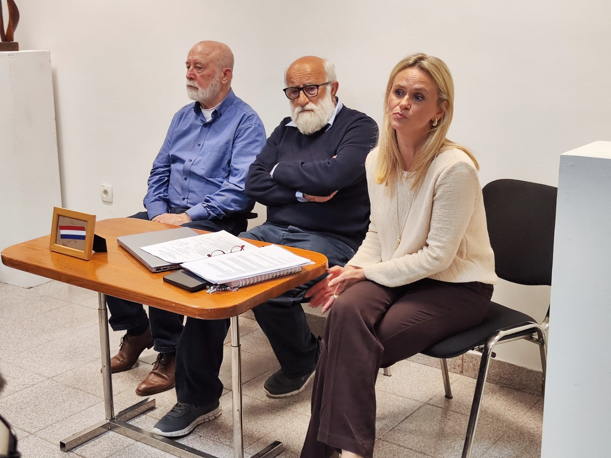 b4ca7893-4a31-4233-a408-04f386c7721c