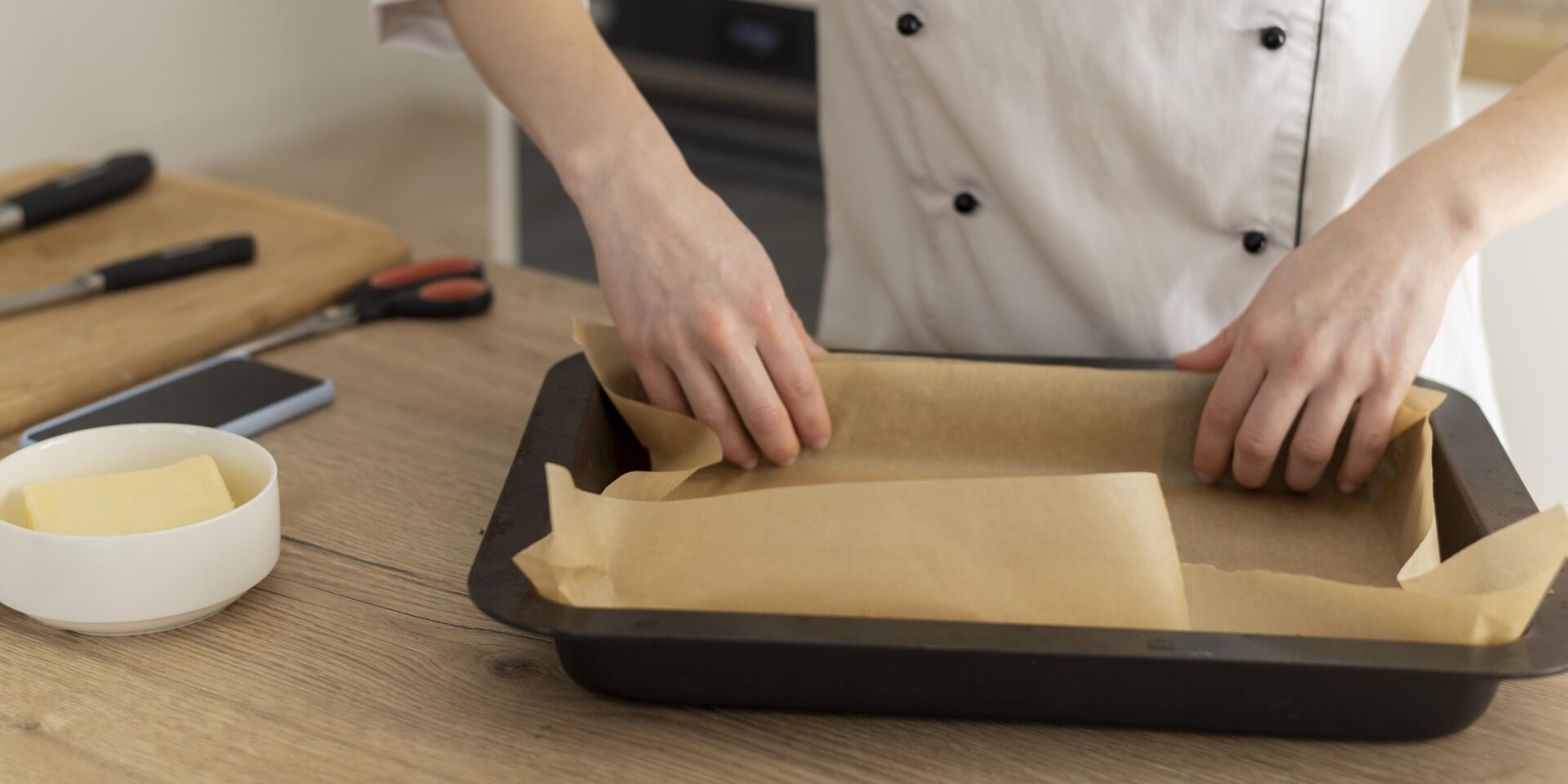 close-up-hands-preparing-tray