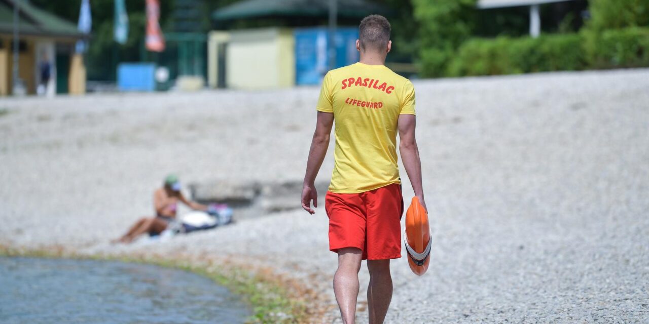 Zagreb: Spasilačka služba na Rekreacijsko sportskom centru Jarun
