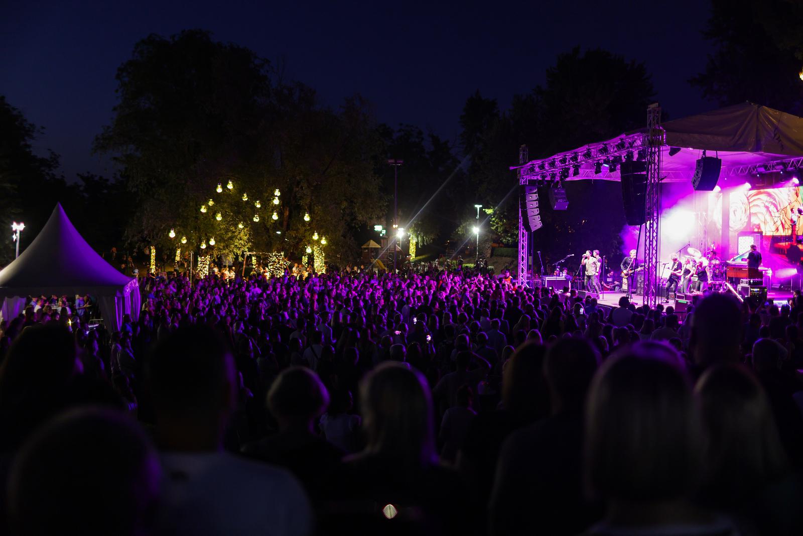 Koncert Parnog valjka u Svetoj Nedelji