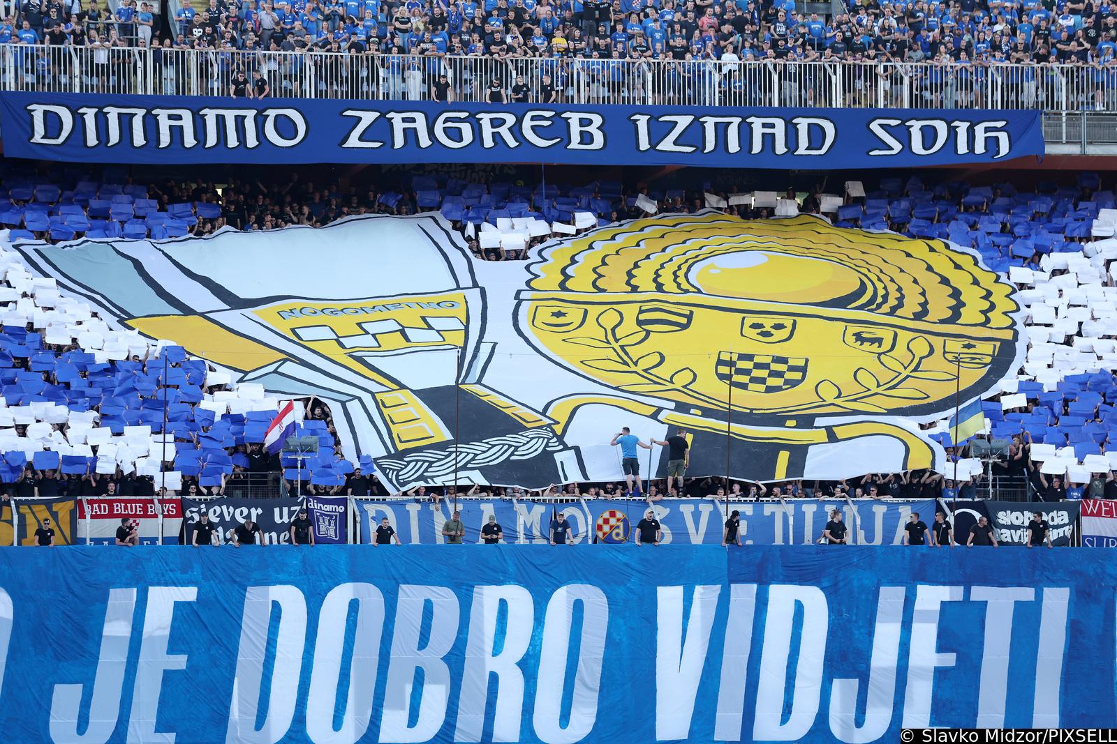 Zagreb: Navijači na utakmici Dinama i Lokomotive