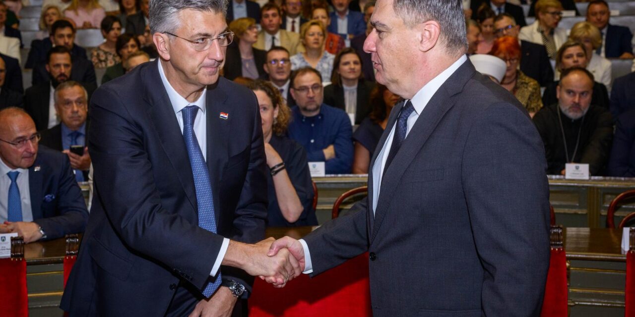 Milanović i Plenković zajedno na dodjeli priznanja povodom Dana grada Zagreba
