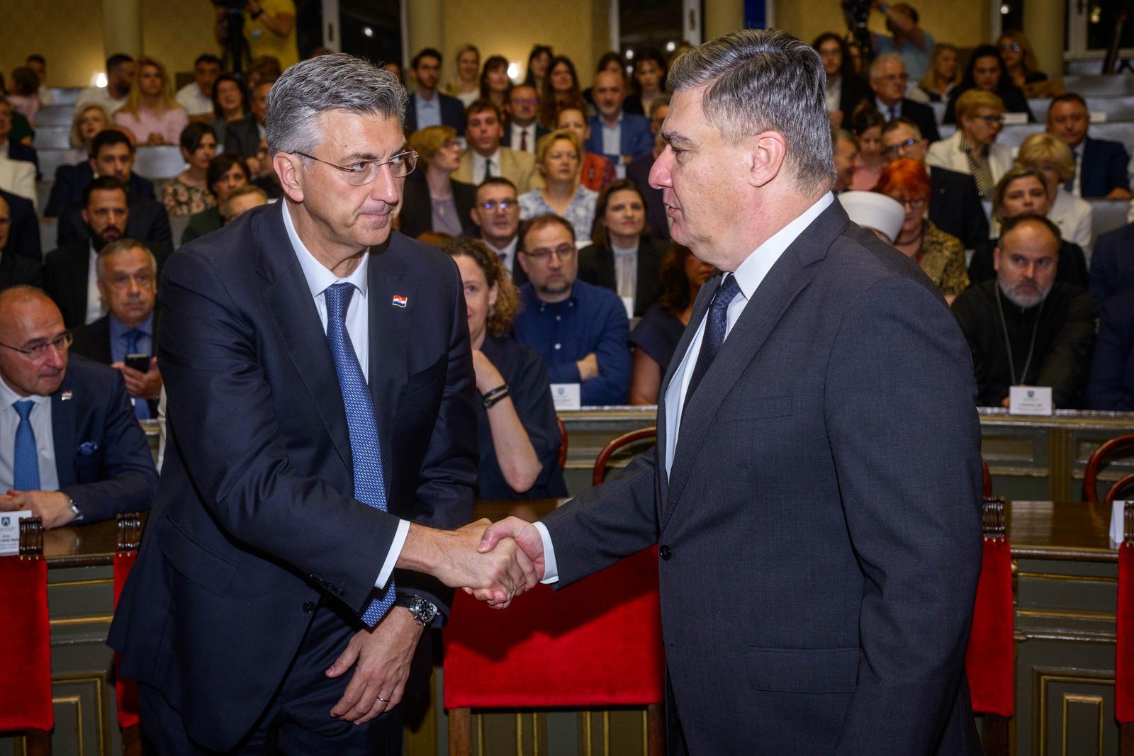 Milanović i Plenković zajedno na dodjeli priznanja povodom Dana grada Zagreba