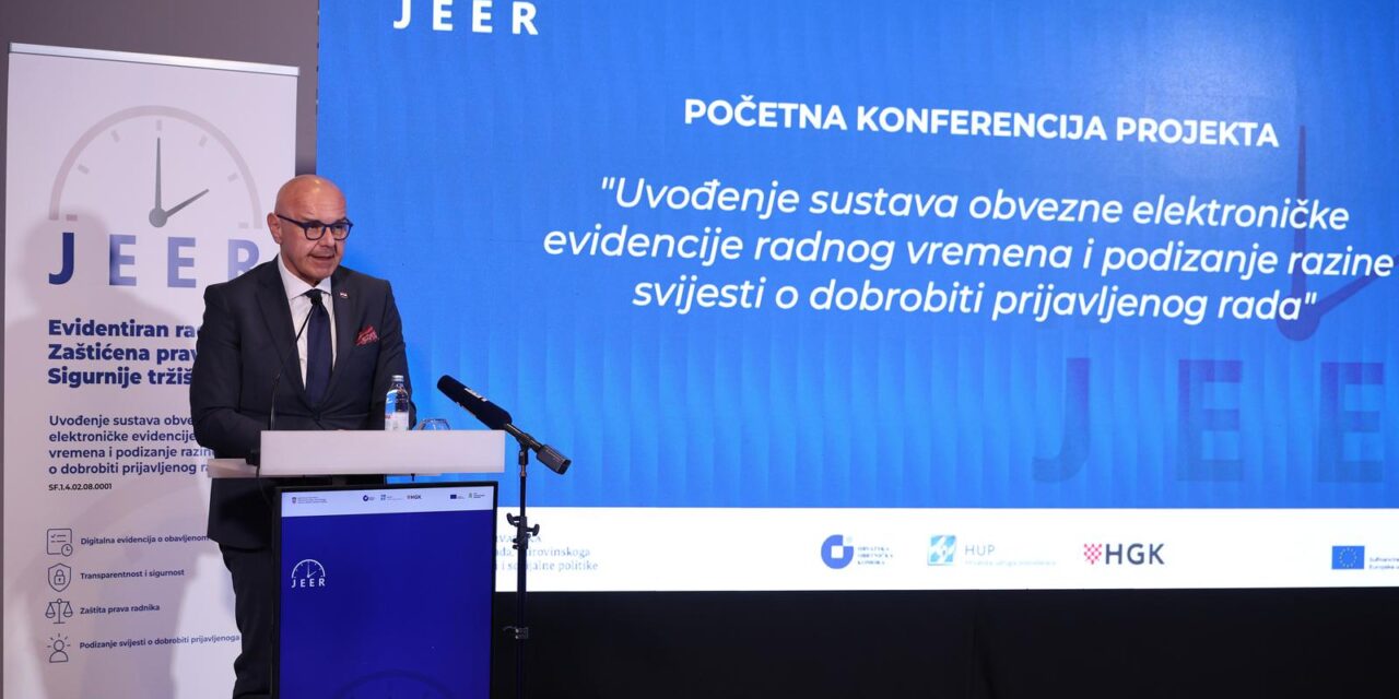 Zagreb: Ministar Ružić na konferenciji o uvođenju elektroničke evidencije radnog vremena