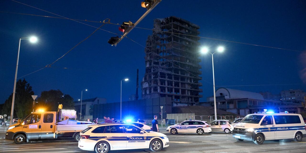 Dvoje ozlijeđenih u prometnoj nesreći u blizini Vjesnikovog nebodera