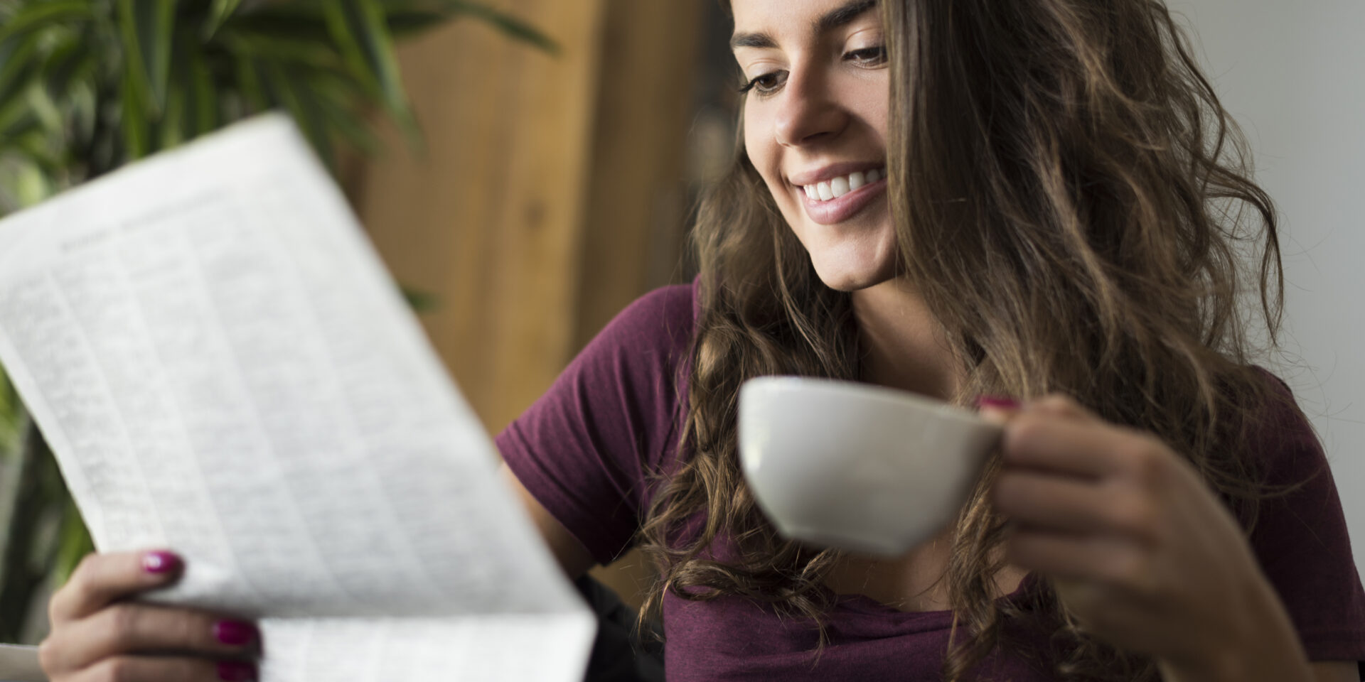 Freshly grounded coffe and some news