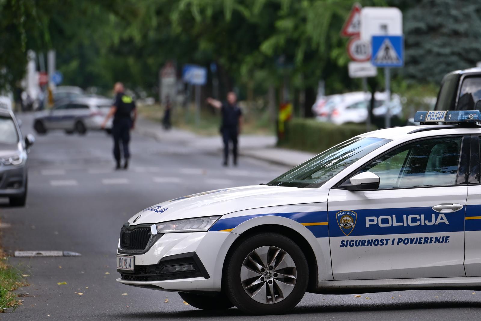 Zagreb: Čovjek s bombom kod osnovne škole, policija zatvorila okolne ulice