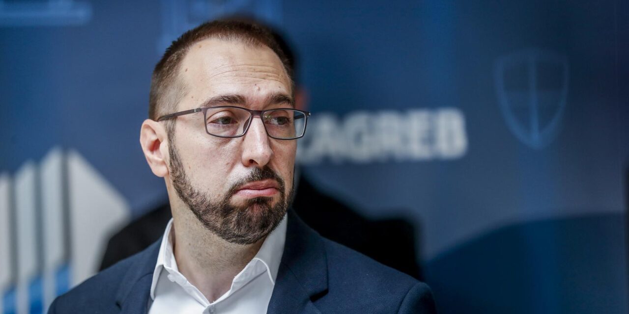 Tomašević najavio prve rezove: Broj službenih automobila smanjuje se sa 140 na 40
