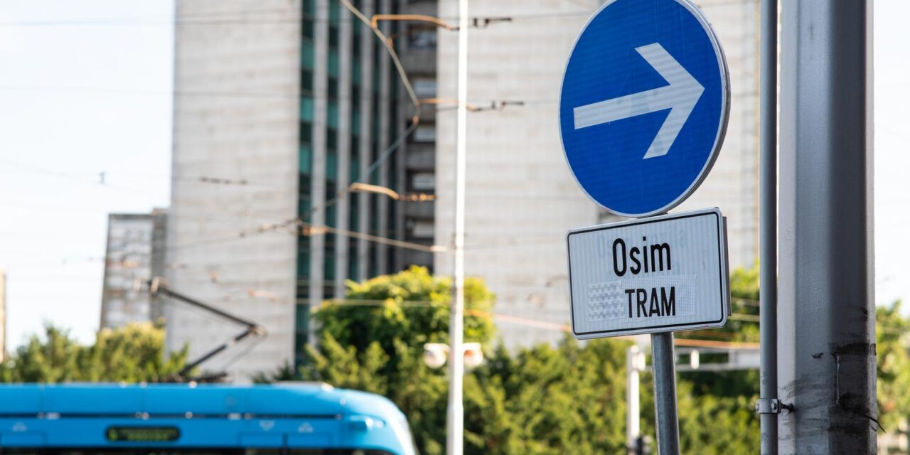 Zagreb: Posebna regulacija prometa na križanju Vukovarska-Savska zbog zamjene tramvajskih skretnica