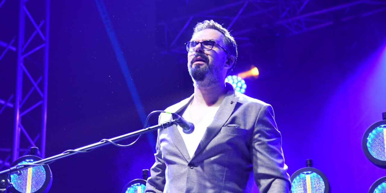Bjelovar: Petar Grašo prve je večeri bio prva estradna zvijezda na Terezijani