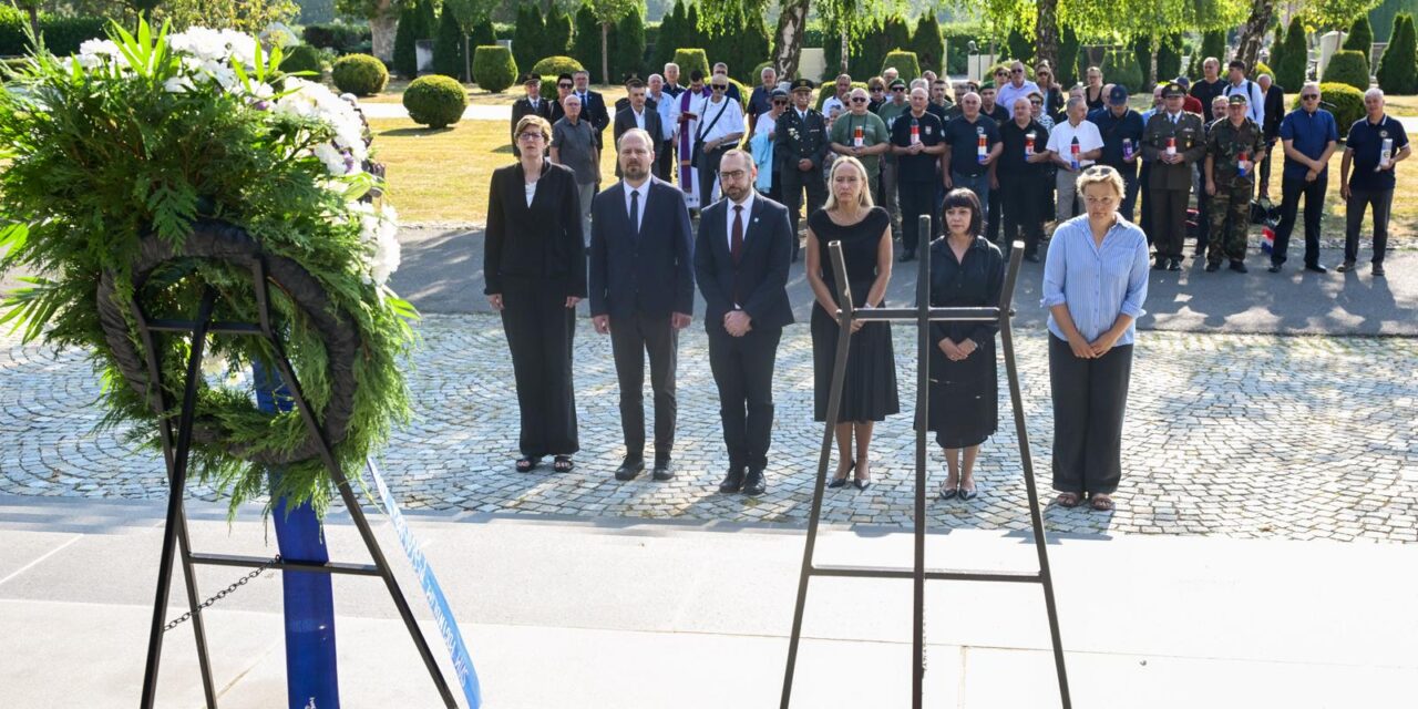 Zagreb: Tomislav Tomašević položio vijenac u povodu obilježavanja Dana pobjede i domovinske zahvalnosti