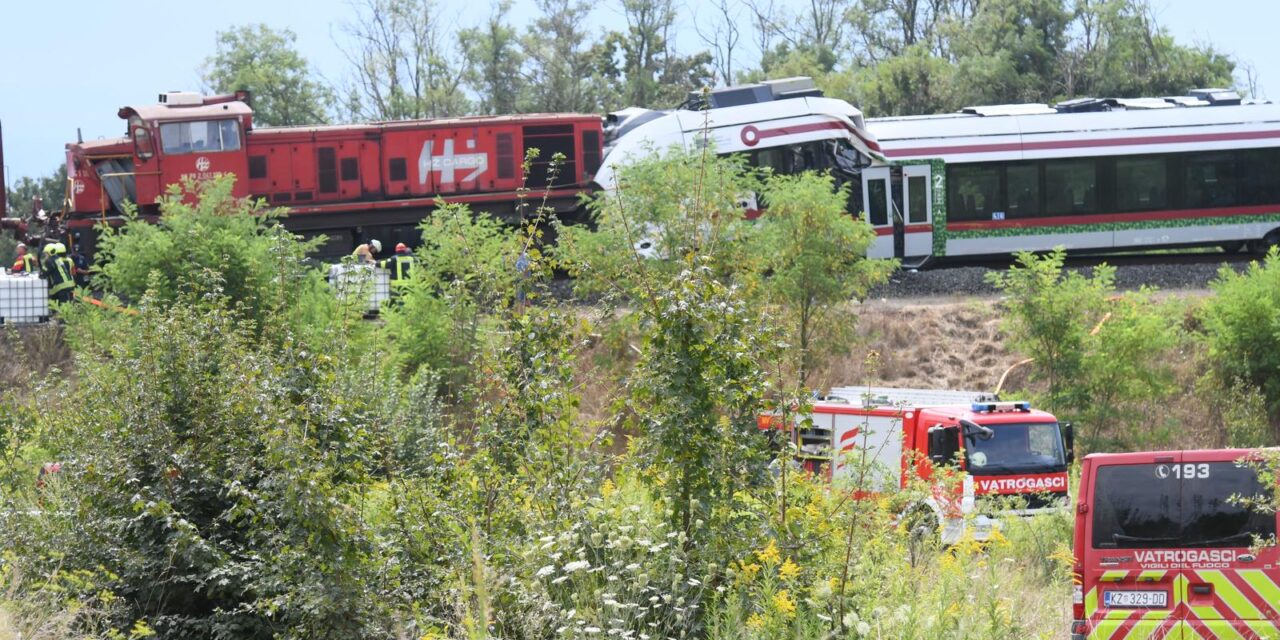 Putnički i teretni vlak sudarili su se  između Gradeca i Svetog Ivana žabno