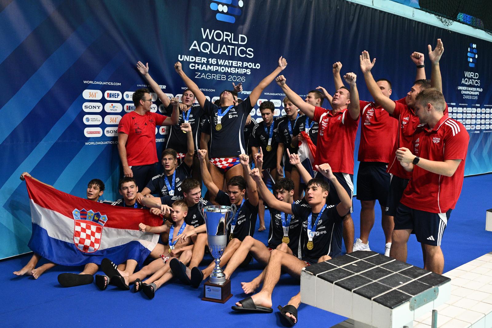 Hrvatska vaterpolska reprezentacija do 16 godina pobijedila je u finalu Svjetskog prvenstva Španjolsku