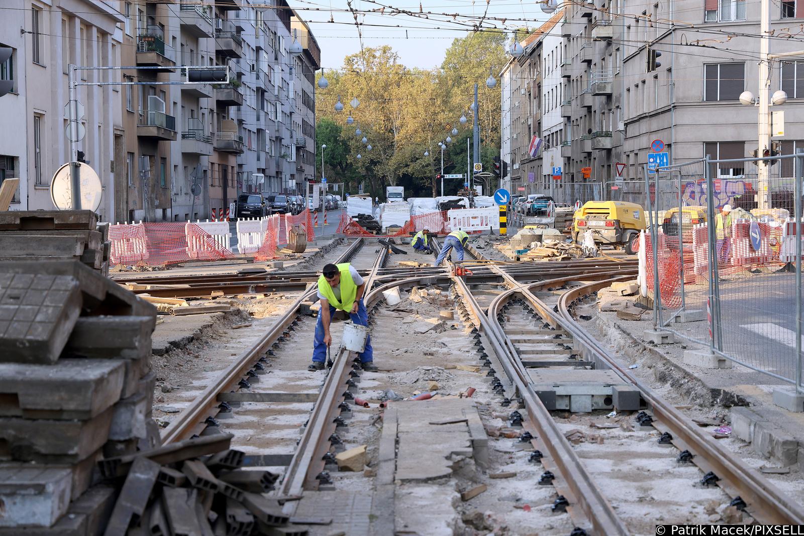 Zagreb: Križanje Zvonimirove i Šubićeve još uvijek zatvoreno za promet