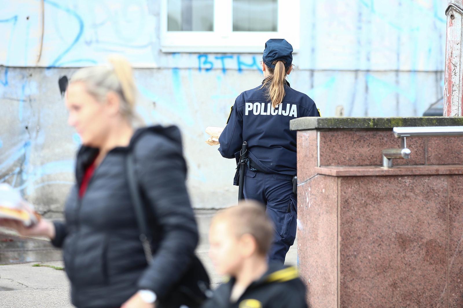 Zagreb: Policija odvozi migrante koji su boravili na Glavnom kolodvoru