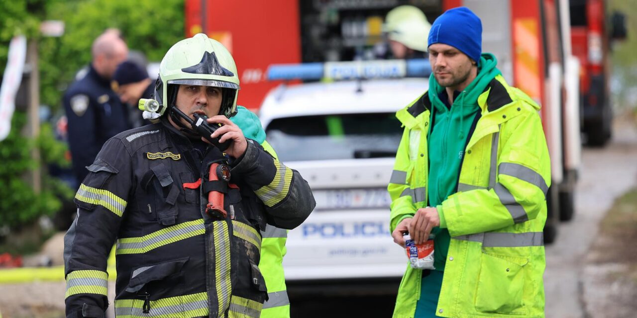 Pavučnjak: Dvije osobe smrtno stradale u požaru drvene kuće