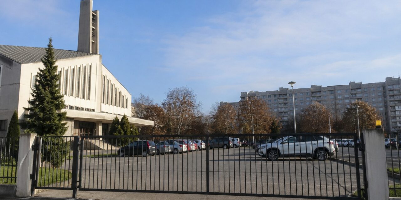 crkva parking
