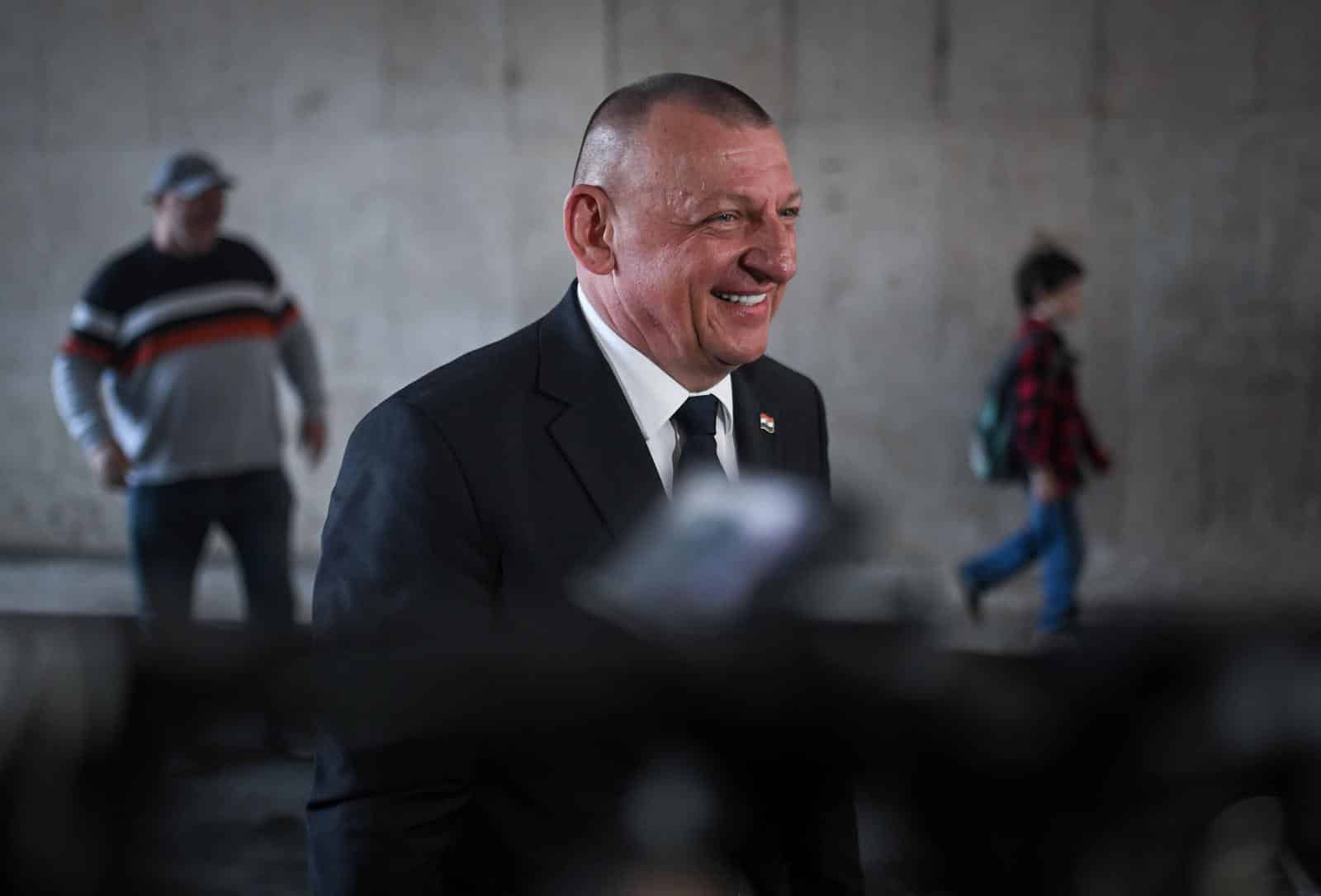 Zagreb: Dolazak članova HDZ-a na zajedničku sjednicu Predsjedništva i Nacionalnog odbora HDZ-a