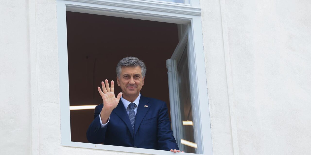 Sveta Nedjelja: Premijer Plenković na svečanom otvorenju dvorca Erdody u Kerestincu