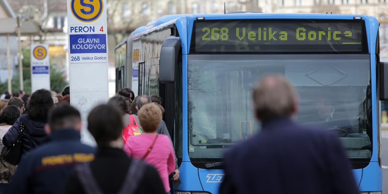 Zagreb: Autobusna stanica na Glavnom kolodvoru ZET-ove linije 268 za Veliku Goricu