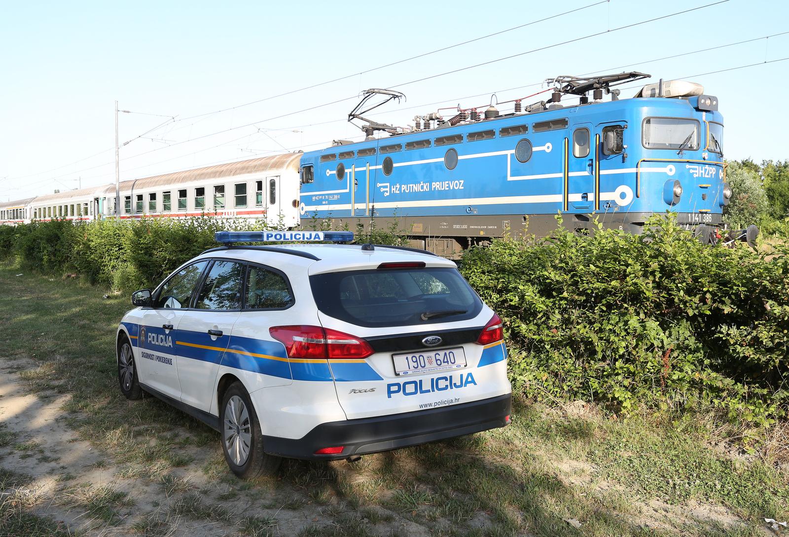 Zagreb:  Na pružnom prijelazu Trnava vlak usmrtio biciklista