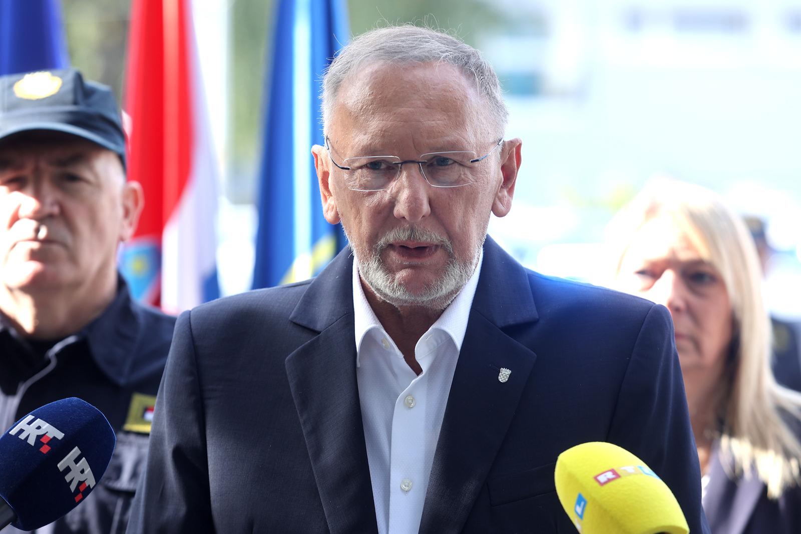 Zagreb: Davor Božinović nazočio primopredaji 522 vozila za obavljanje policijskih poslova