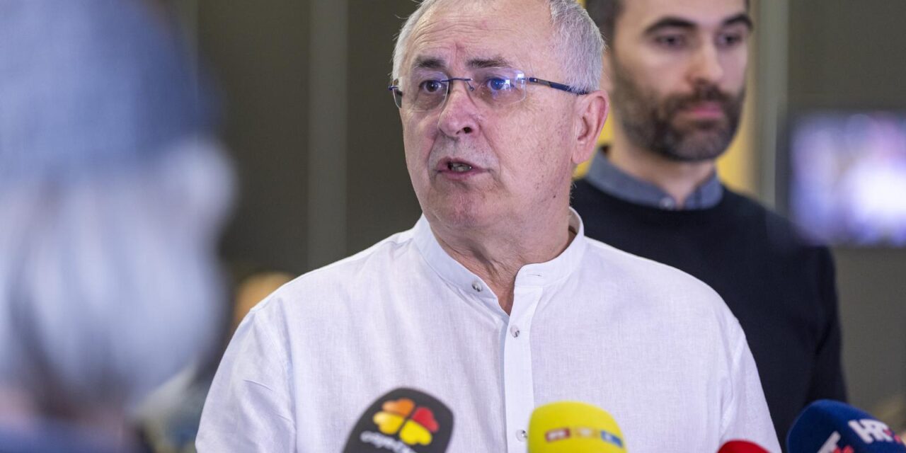 Osijek: Zajednička konferencija za medije tri obrazovna sindikata