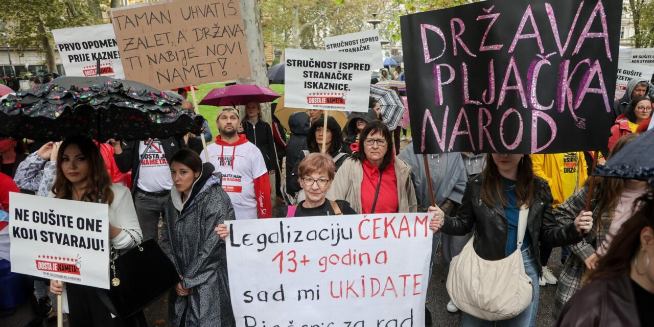 Zagreb: Prosvjed UGP-a i SMOi-ja protiv povećanja poreznog opterećenja
