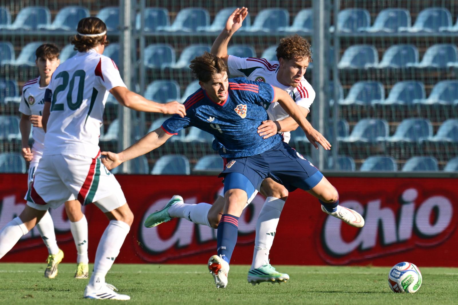 Varaždin: Hrvatska U-21 reprezentacija pobijedila Mađarsku 3:1, Jagušić zabio tri gola