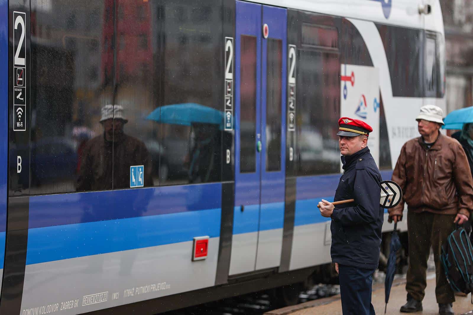 Željeznički kolodvor u Sesvetama
